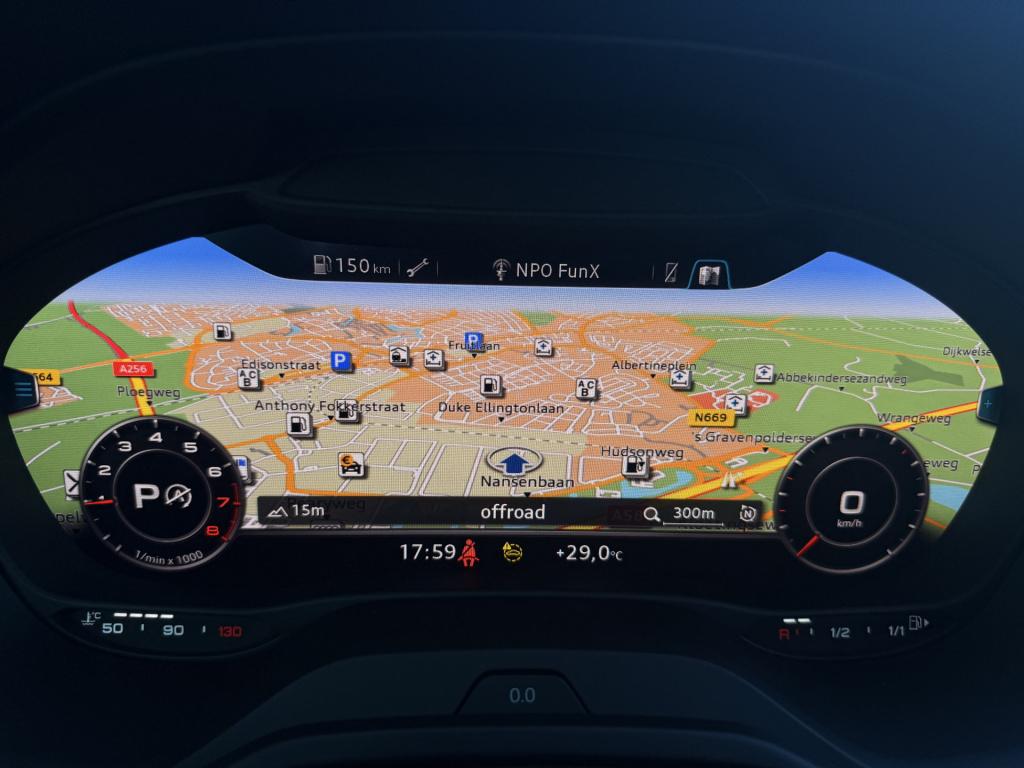 Audi Q2 35 tfsi s edition | pano | leder | vc | matrix | camera | stoelverw