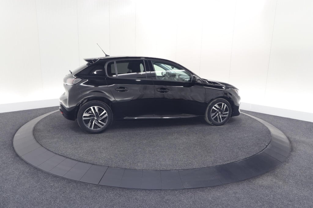 Peugeot 208 puretech 100 allure pack | camera | apple carplay | stoelverwar