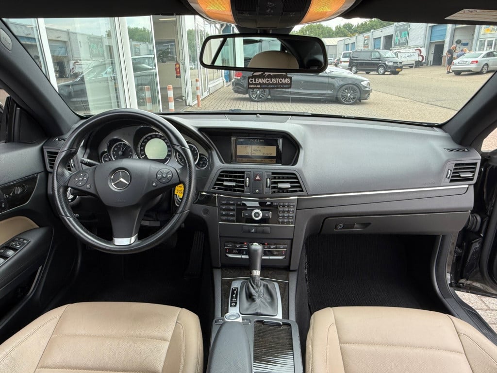 Mercedes-Benz E-Klasse coupé 200 cgi elegance