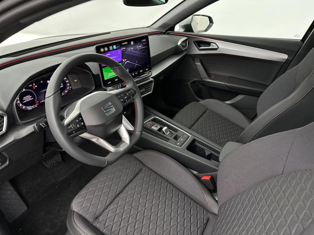 Seat Leon sportstourer fr phev first edition 1.5 tsi ehybrid 150kw / 204p