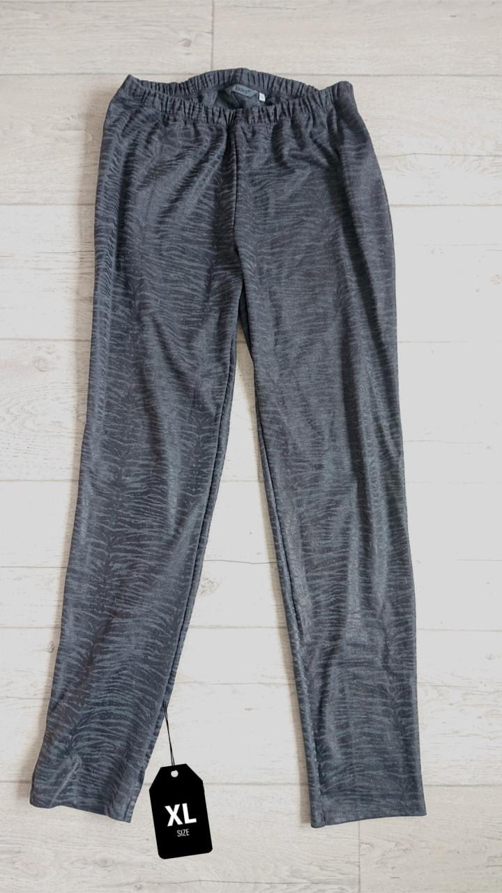 Pakket dameskleding 18 stuks maat M/L