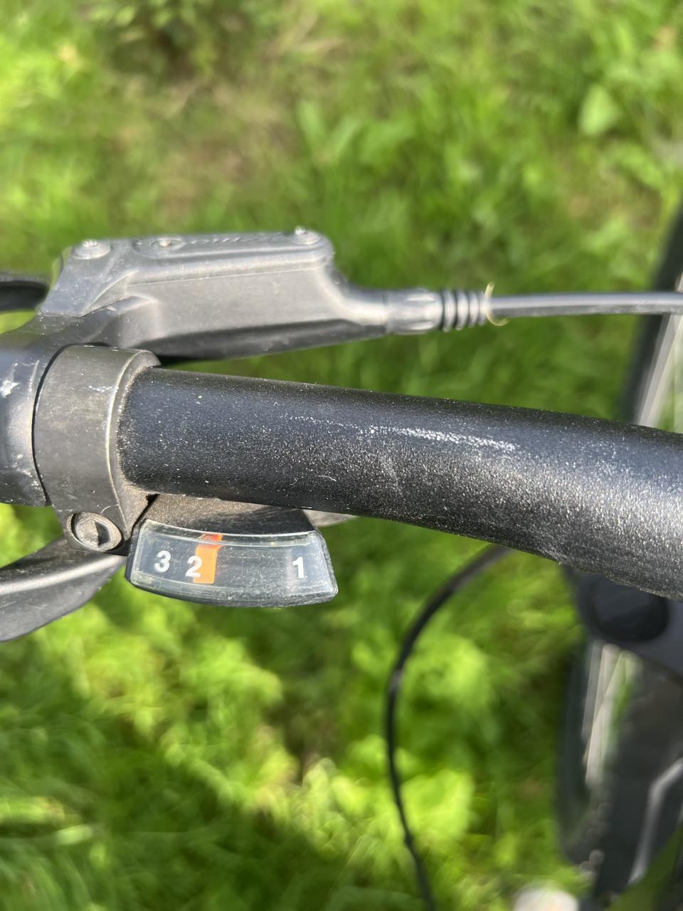 Dames Cube mountainbike access Eaz