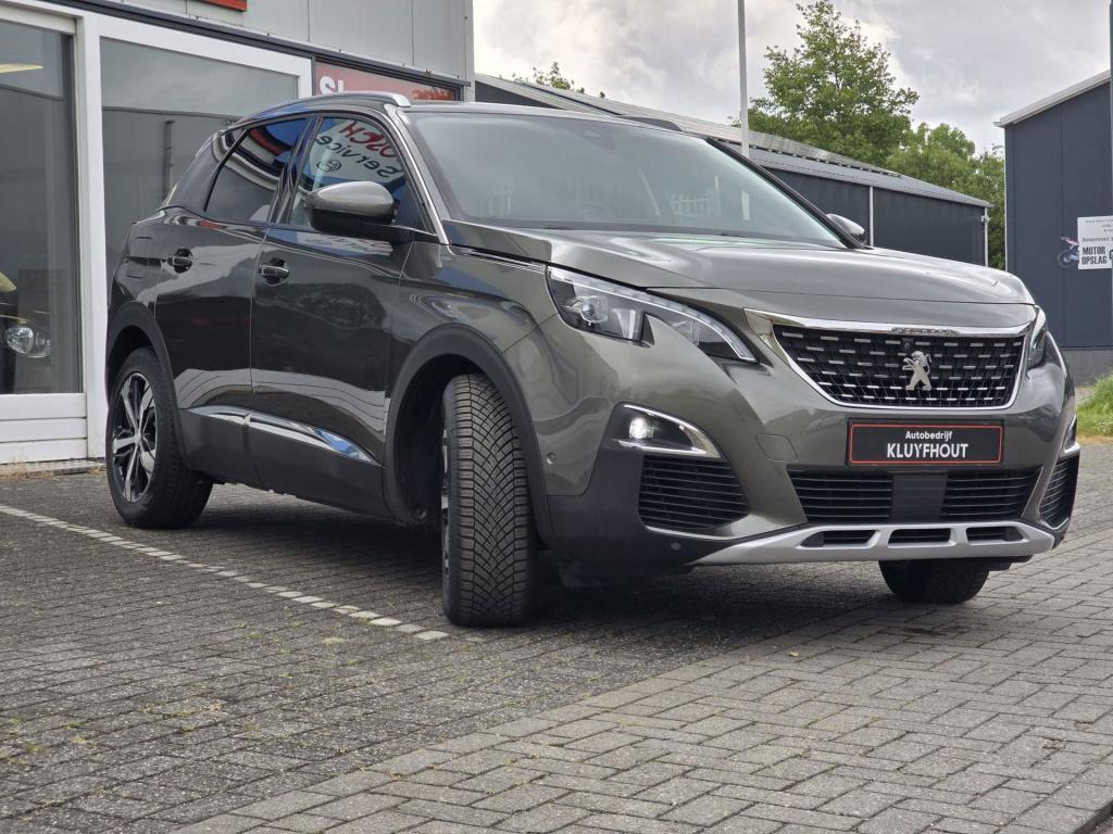 Peugeot 3008 1.2 puretech allure