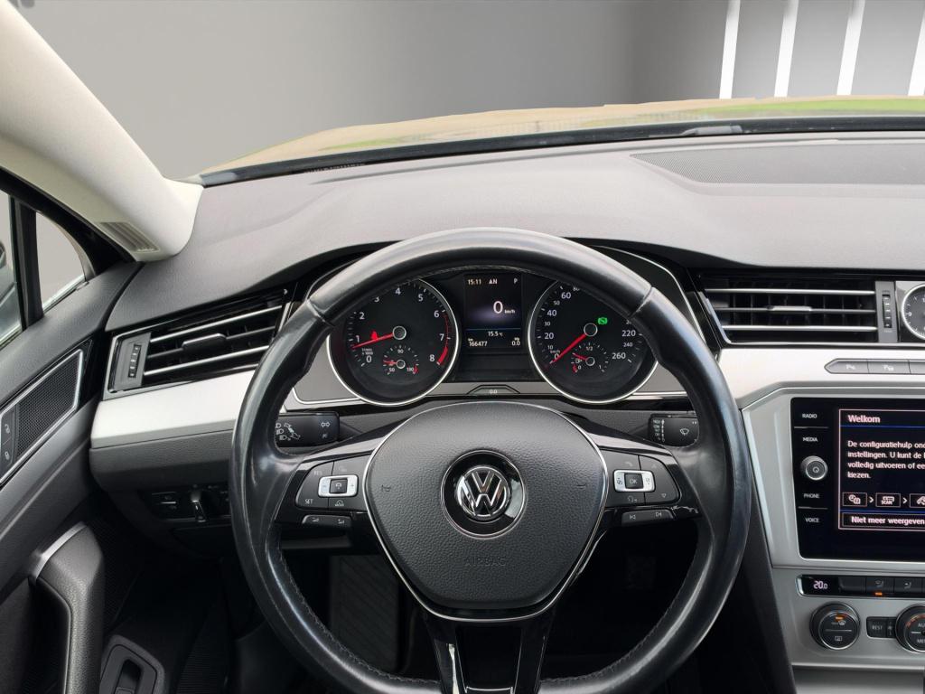 Volkswagen Passat variant 1.4 tsi act highline automaat camera led