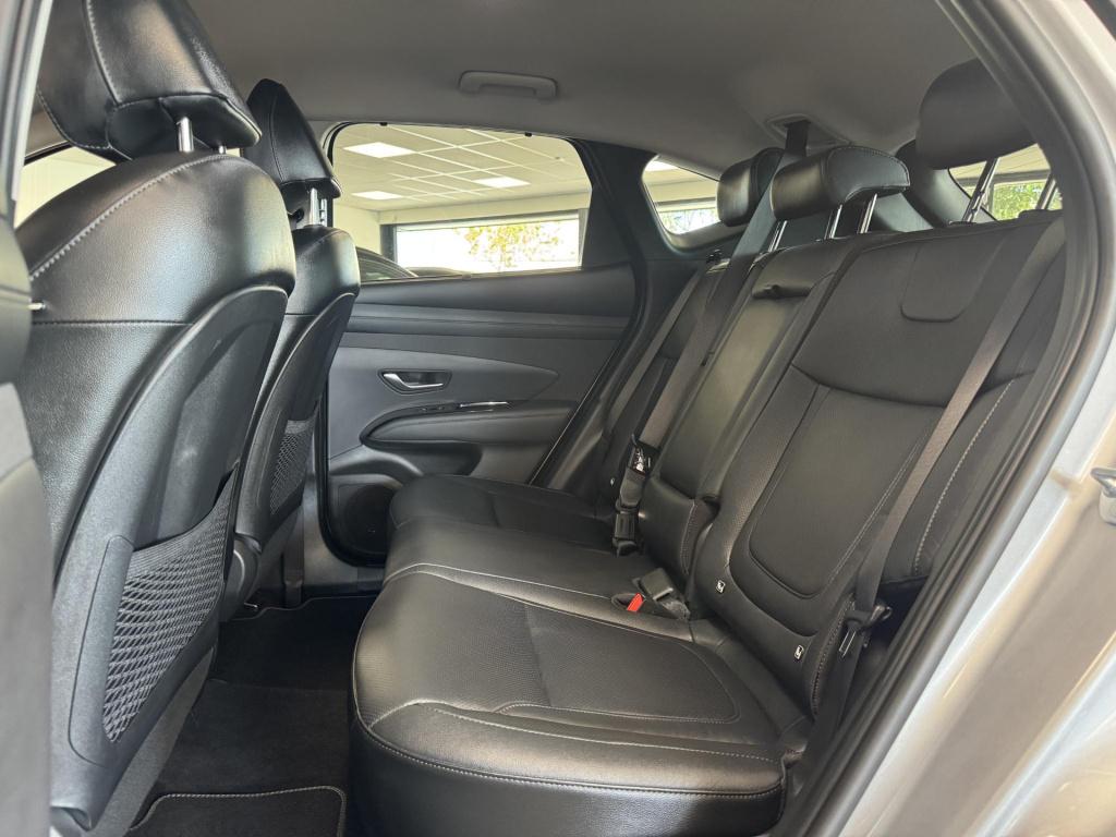 Hyundai Tucson 1.6 t-gdi phev premium nl-auto, meest luxe uitvoering!