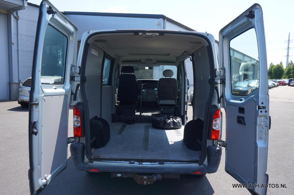 Renault Master t28 2.5dci l1 h1, exportkoopje!