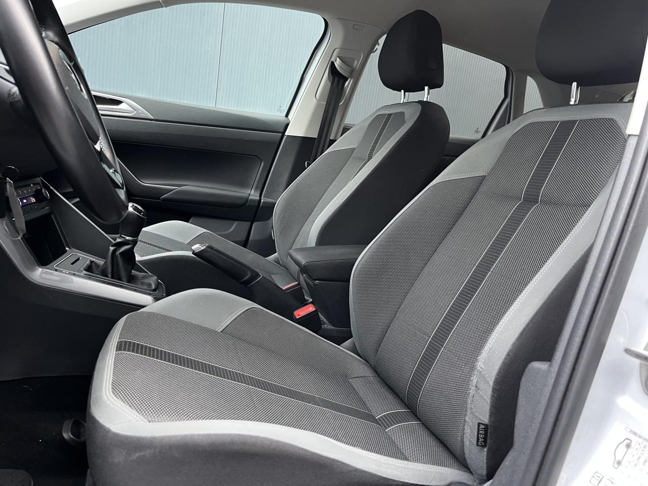 Volkswagen Polo 1.0 TSI Highline CLIMA, CruiseControl, CARPLAY