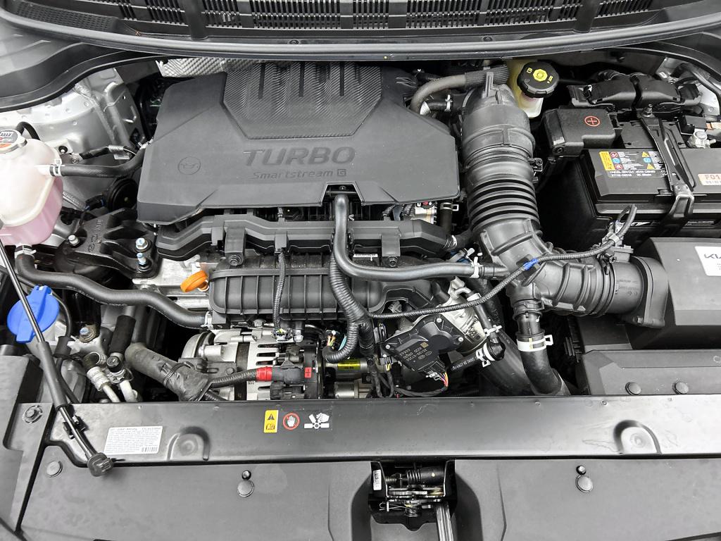 Kia Stonic 1.0 t-gdi mhev gt-line | stoel- en stuurverwarming | achteruitri