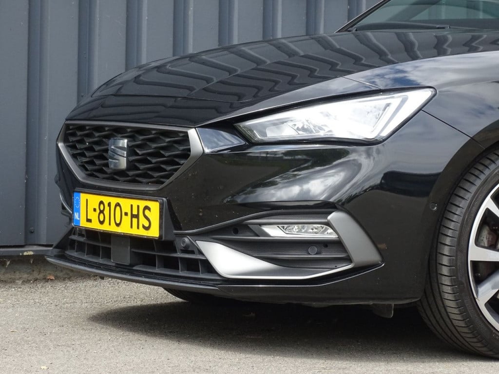 Seat Leon 1.0 etsi fr business intense automaat | virtual cockpit | 18" | c