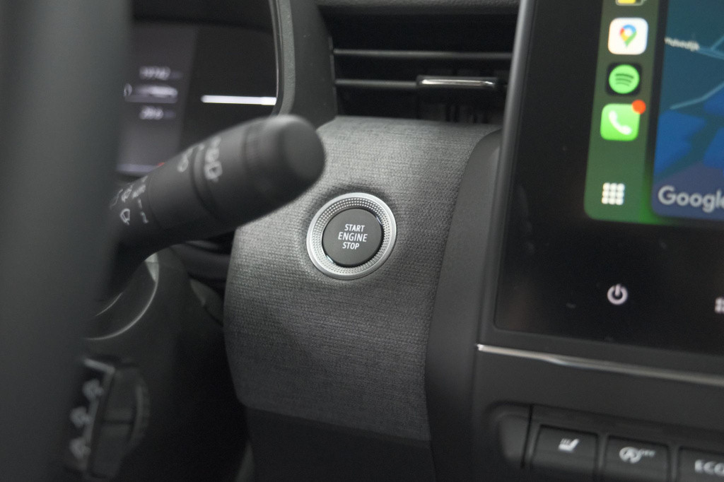 Renault Clio tce 90 evolution | camera | navigatie | apple carplay | parkee