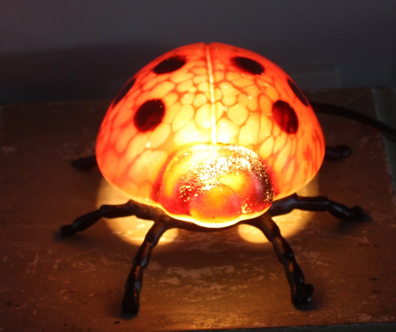 Lieveheersbeestje lamp glas en metaal