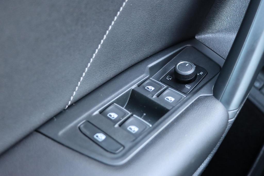 Volkswagen Tiguan 1.4 tsi ehybrid r-line business + 245pk dsg6