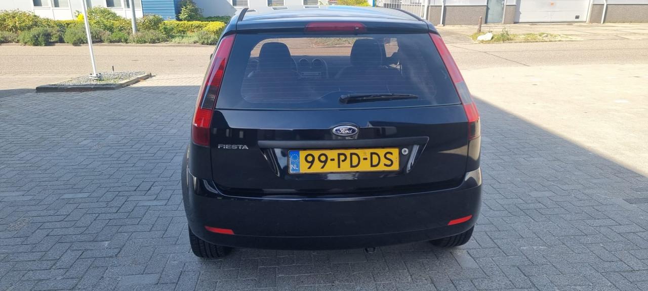Ford Fiesta in nette staat, vol jaar APK