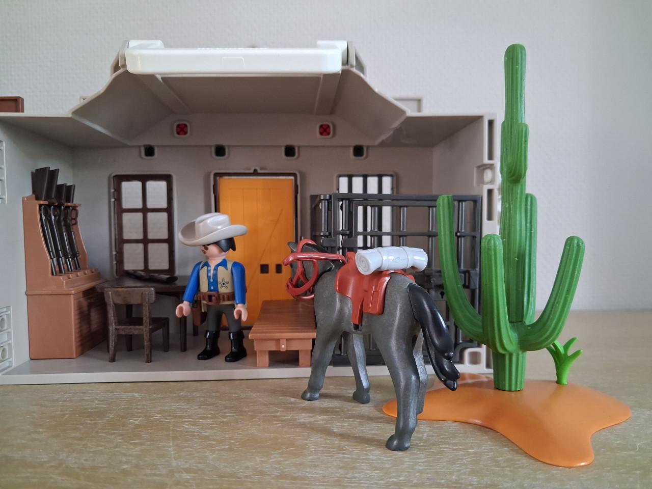 Playmobil western city in koffer setnr 4398
