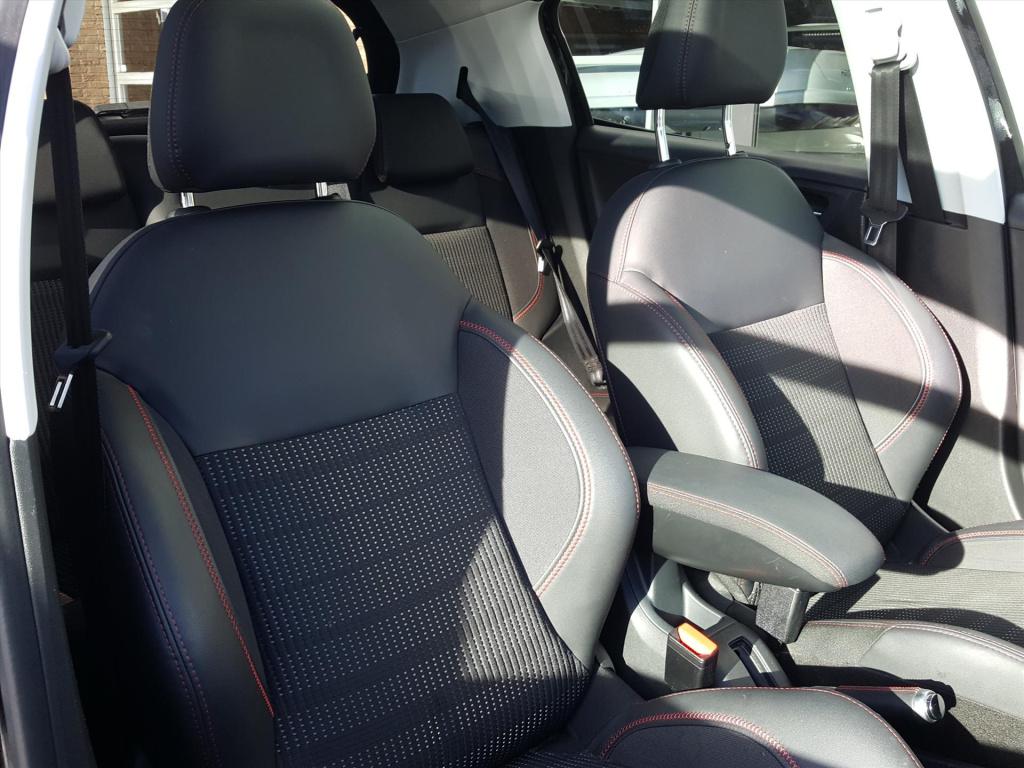 Peugeot 208 1.2 110pk gt-line apple carplay & android auto | achteruitrijca