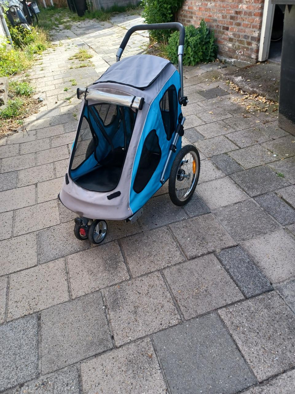 Hondenfietskar