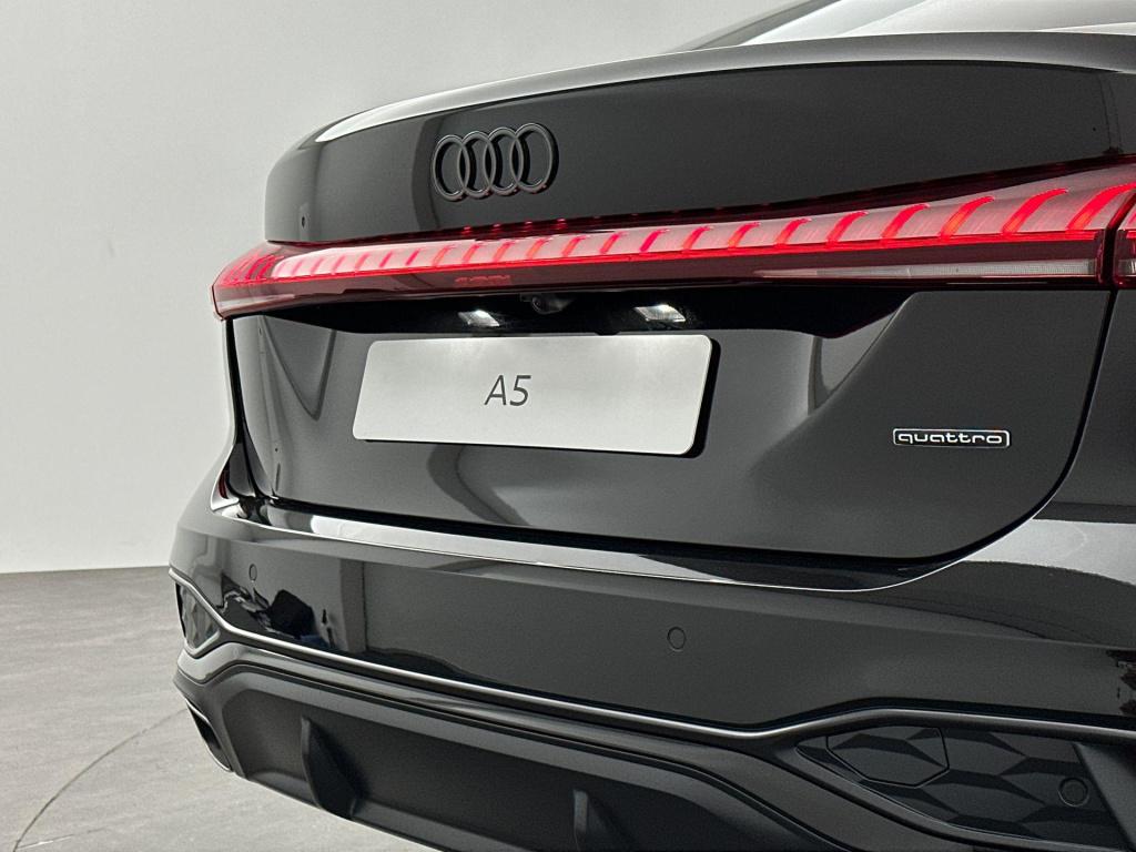 Audi A5 s edition e-hybrid 220 kw / 299 pk limousine 7 ver