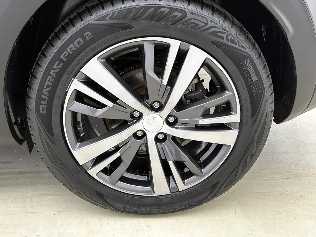 Peugeot 3008 plug-in hybrid 225pk automaat blue lease allure | adaptive cru
