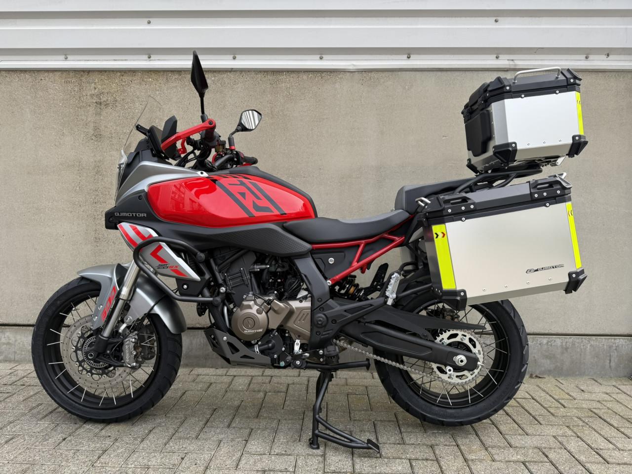 QJMotor SRT 600 SX Touring | Zeer compleet | Op voorraad