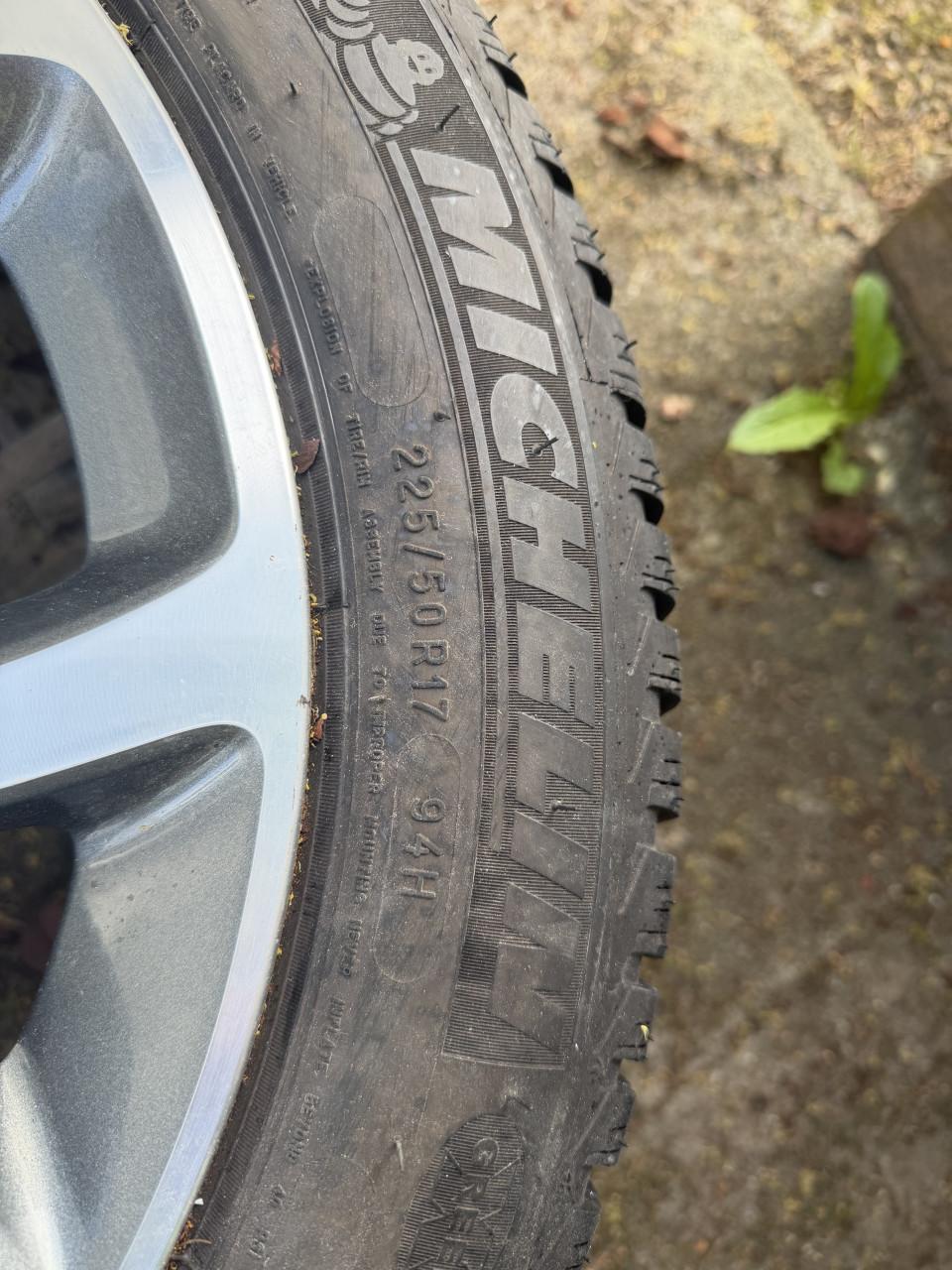 Originele 17 inch Mercedes C-Klasse W205 Velgen & Winterbanden