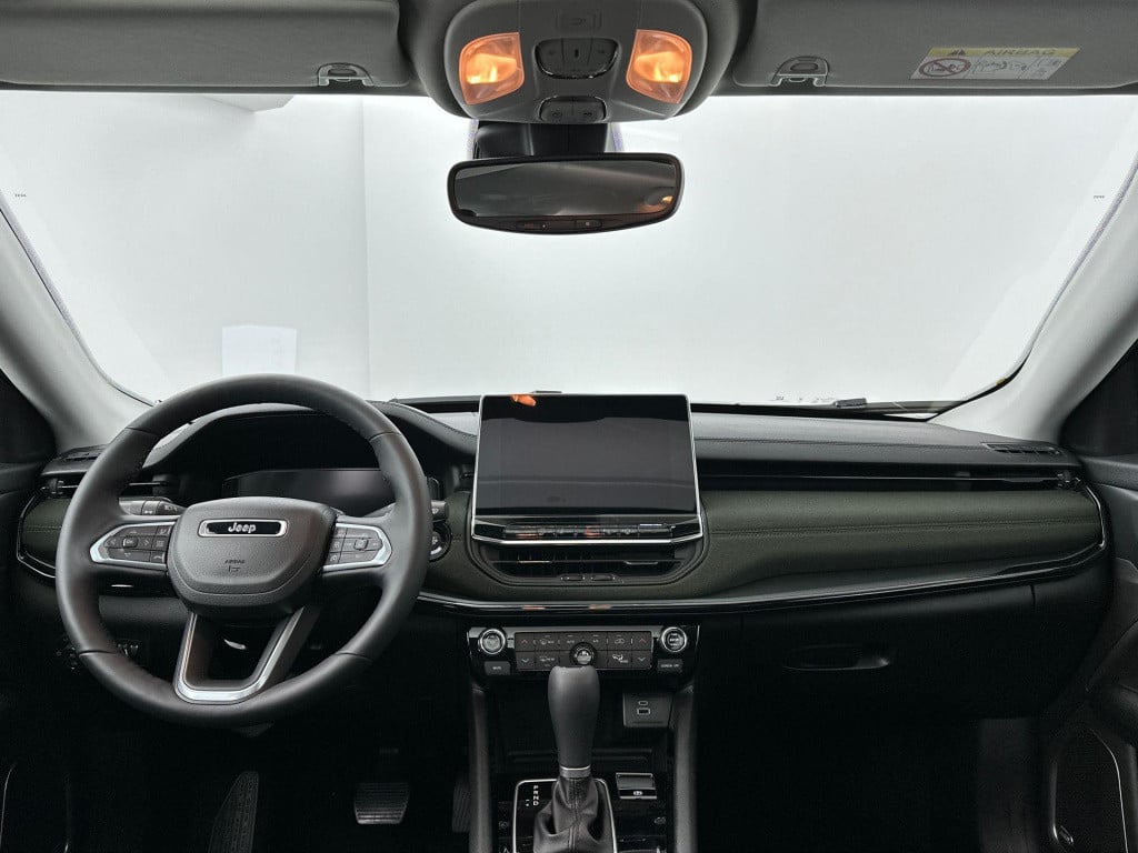 Jeep Compass 1.5t e-hybrid the north star | winterpack | camera | parkeerse