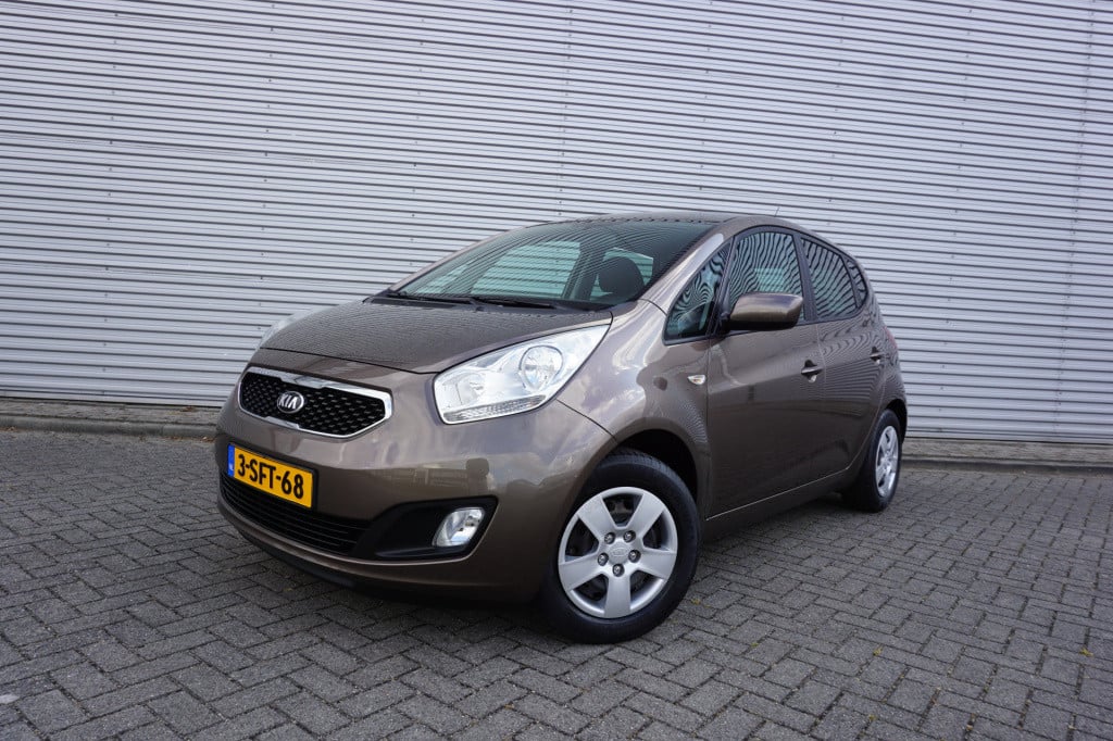 Kia Venga 1.4 cvvt 20th anniversary airco / navi / cruise / trekhaak / elek