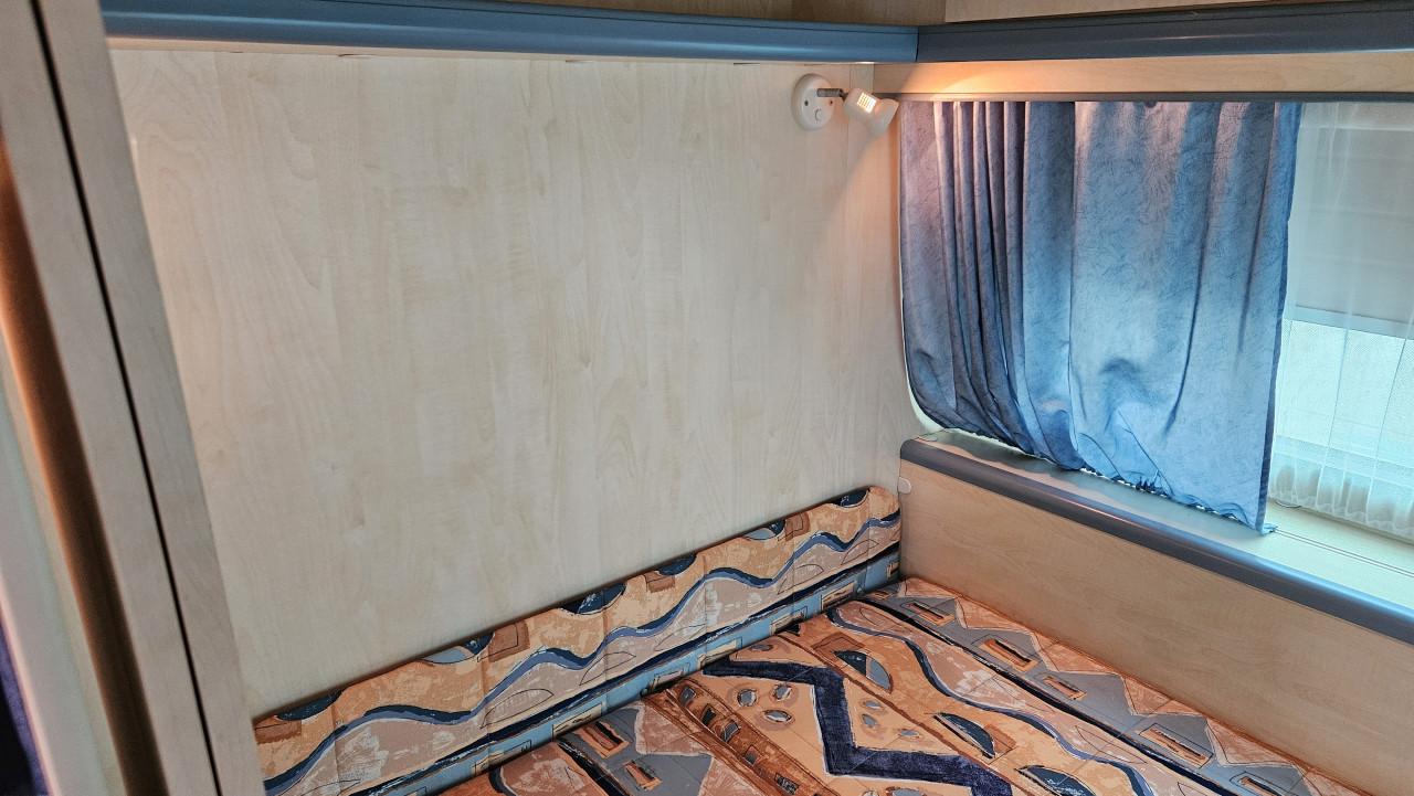 ADRIA UNICA 430 TS 1998 bj VASTBED TREINZIT