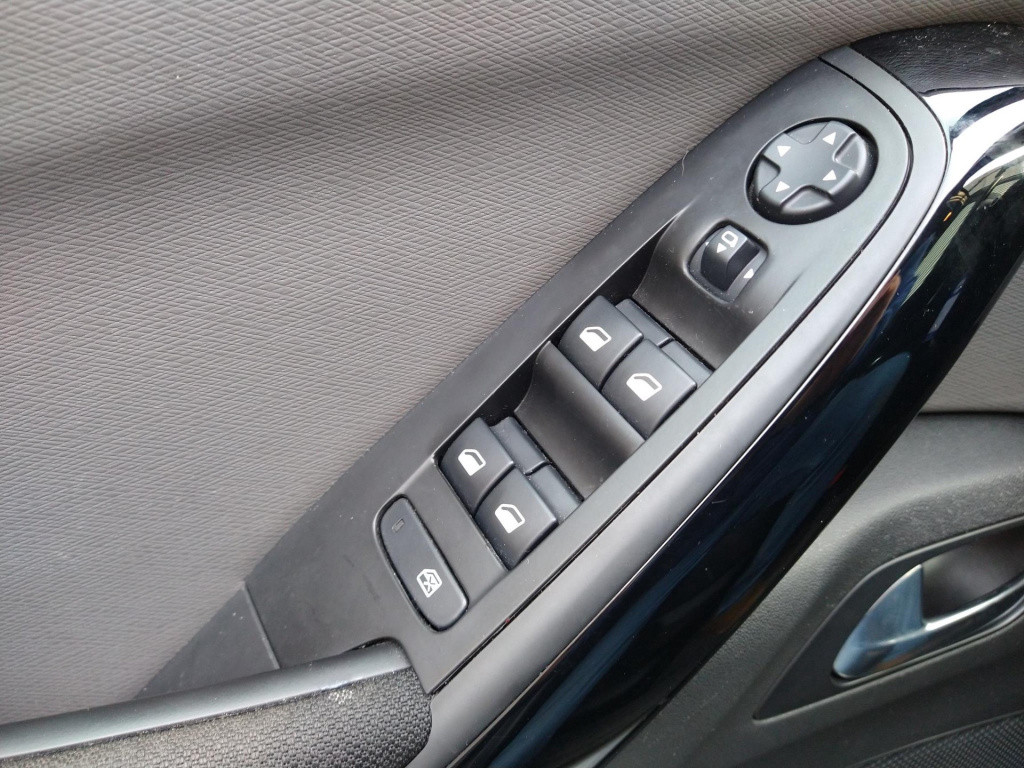 Citroen Grand C4 Picasso 130 pk business 7p. nav/clim/cam