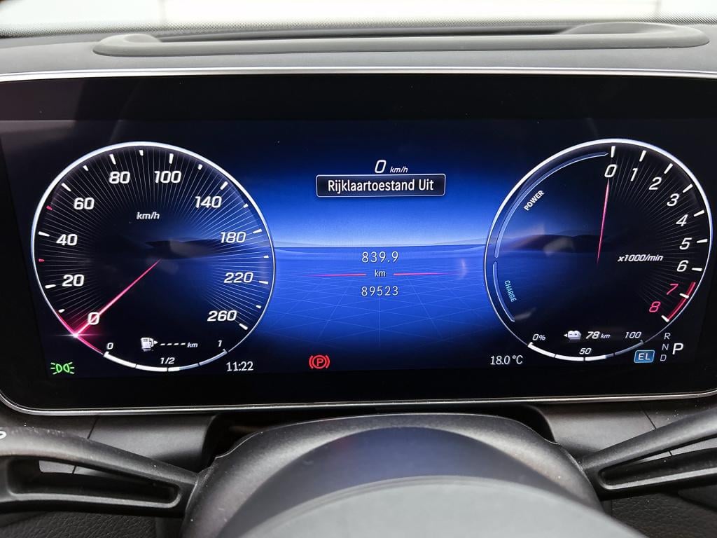 Mercedes-Benz Glc 300e 4matic amg plug-in hybride | panoramadak | trekhaak 