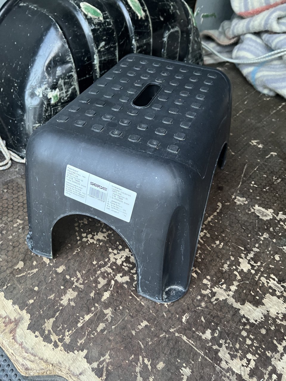 Opstapkrukje  Opstapkruk / trapje zwart antislip 150 kg oppervlak 42x29 cm
