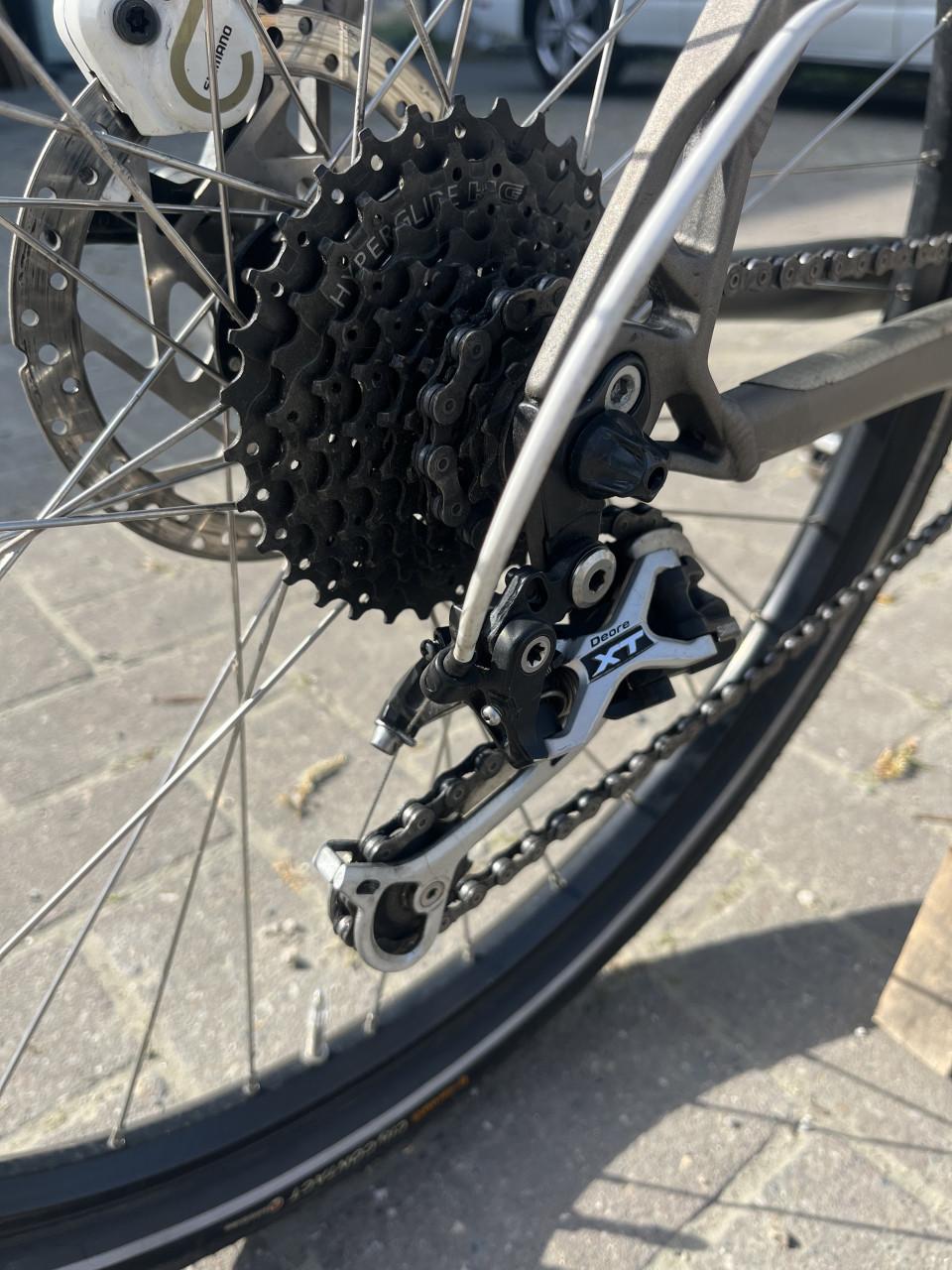 X-trail Mountainbike - 27 versnellingen, Shimano, Rock Shox