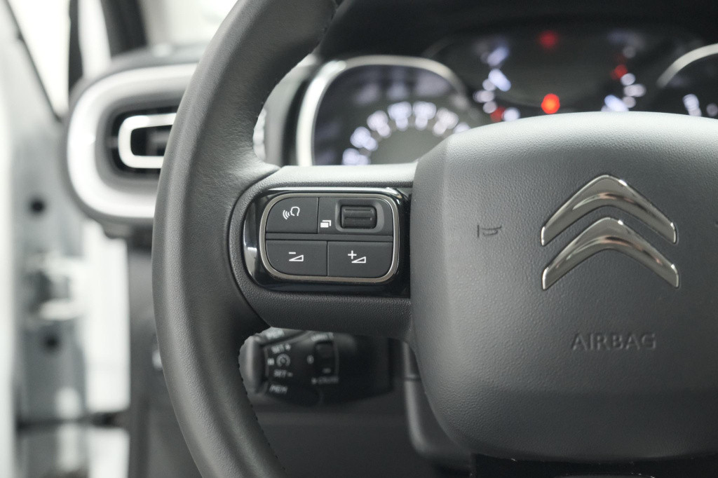 Citroen C3 puretech 82 shine | camera | stoelverwarming | apple carplay | 1