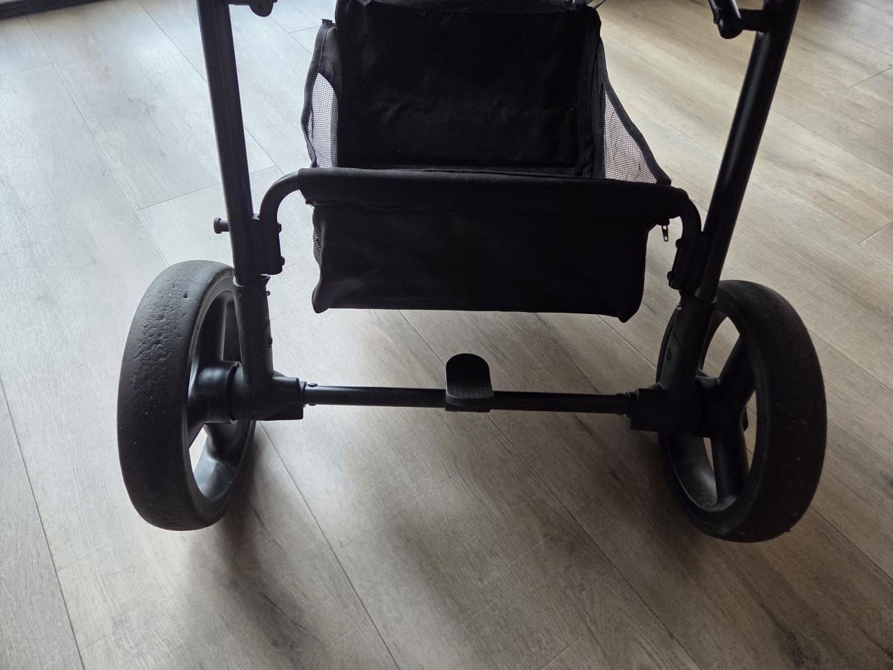 Novi Grande Go Buggy - zo goed als nieuw!