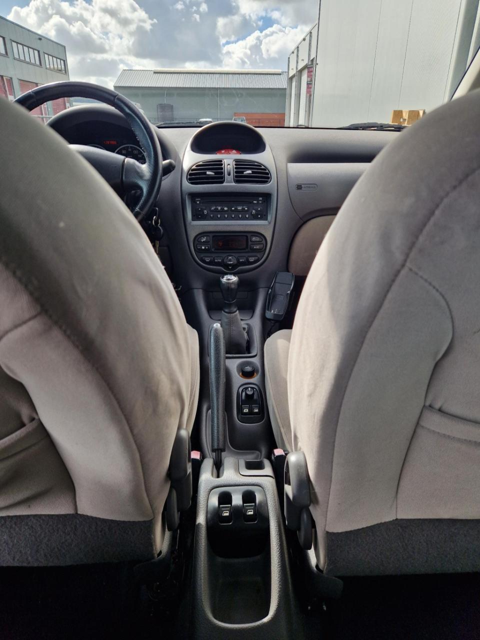 Peugeot 206 1.6-16v gentry