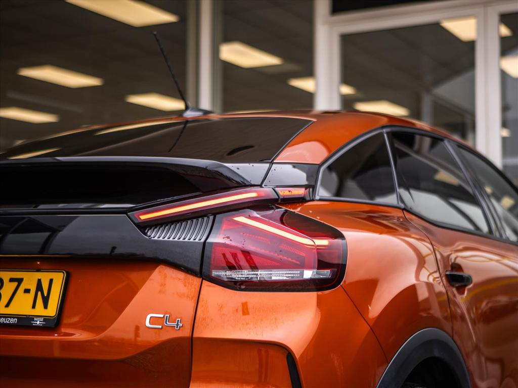 Citroen C4 1.2 puretech 130pk feel automaat | navigatie | stoelverwarming |