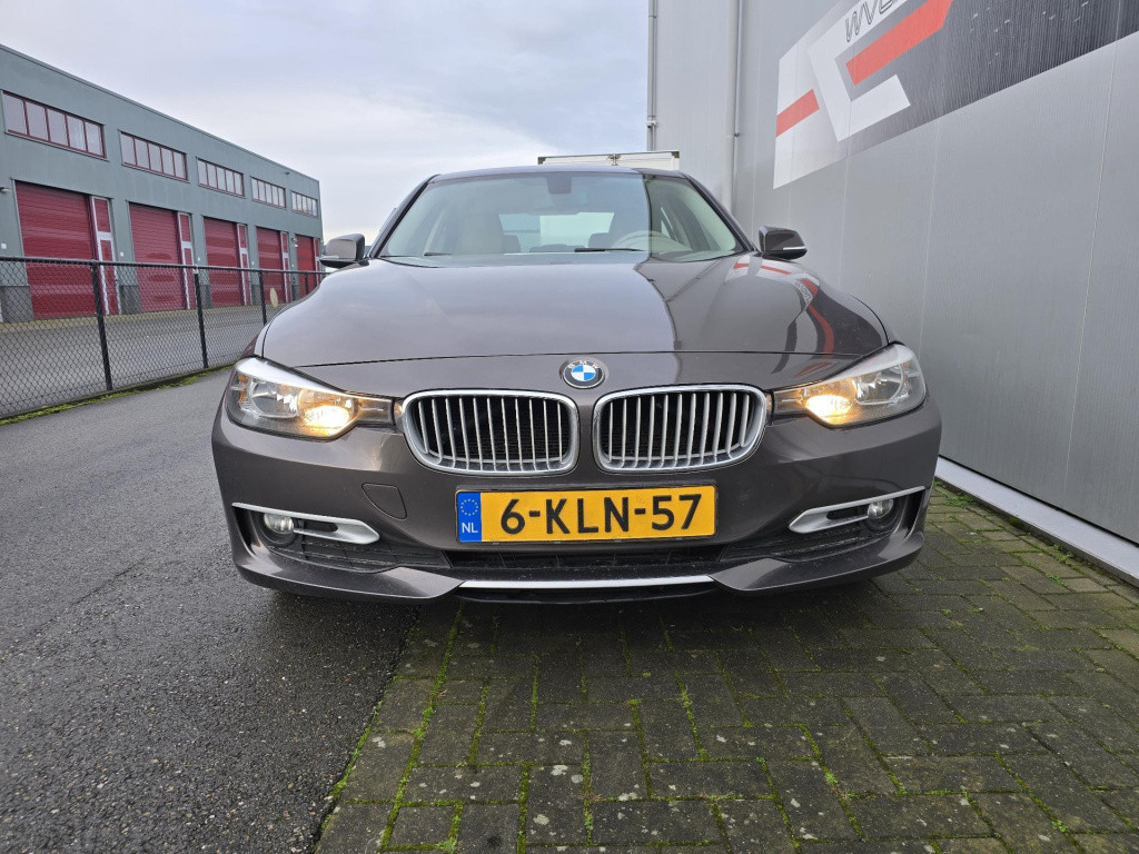 BMW 3-serie 320i efficientdynamics edition business
