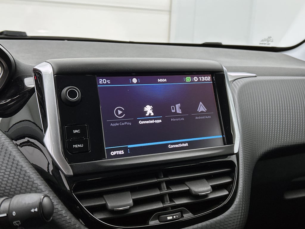 Peugeot 208 82pk blue lease executive | rijklaar | navigatie | climate cont