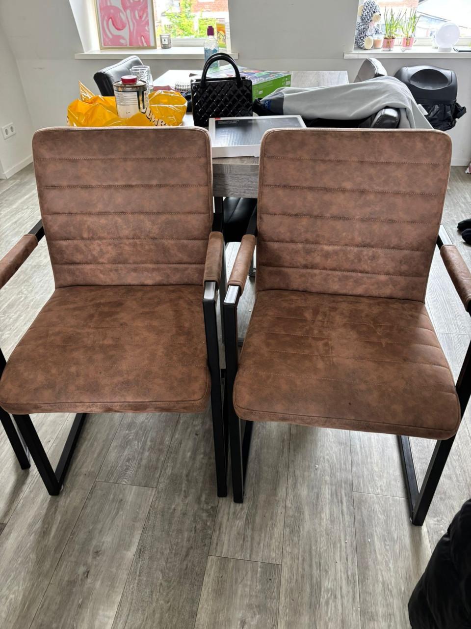 Eetkamer stoelen, bijna nieuw