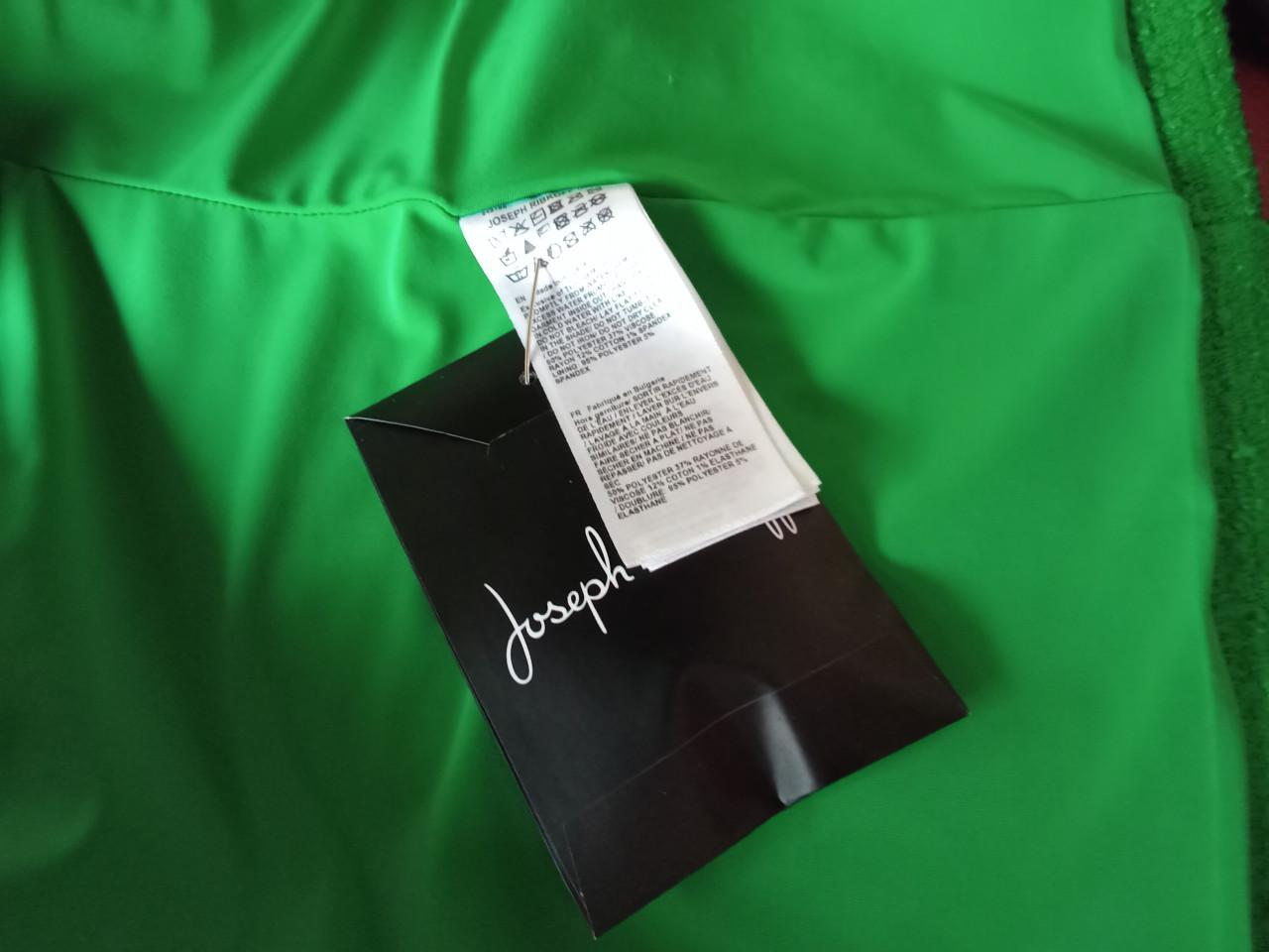 Nieuw prachtig groen apart jasje van Joseph Ribkoff  Maat 38