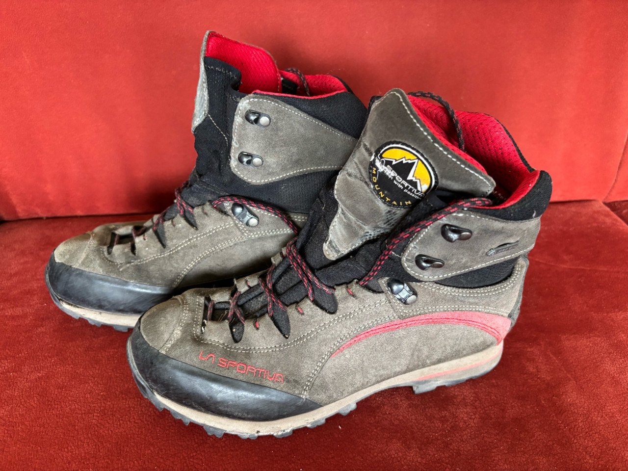 Bergschoenen La Sportiva - maat 43,5