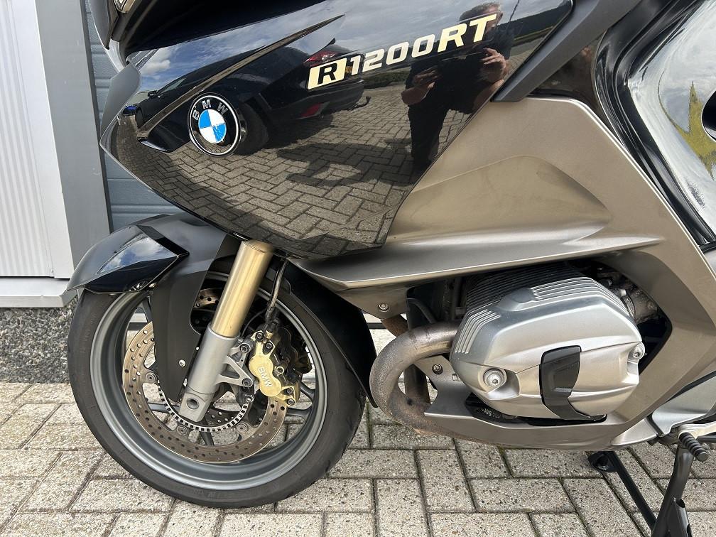 BMW R1200RT uit 2013 met 70dkm, 1e eig, full option, rijklaar mee €5250,-