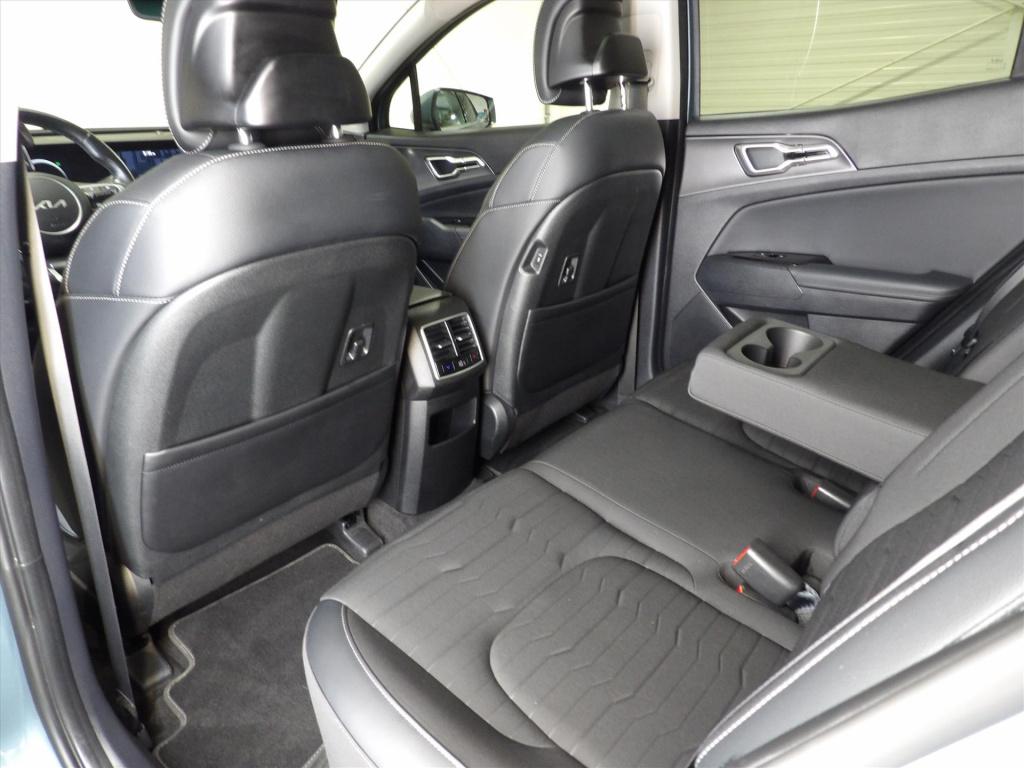 Kia Sportage 1.6 t-gdi 265pk plug-in hybrid at6 4wd dynamicplusline