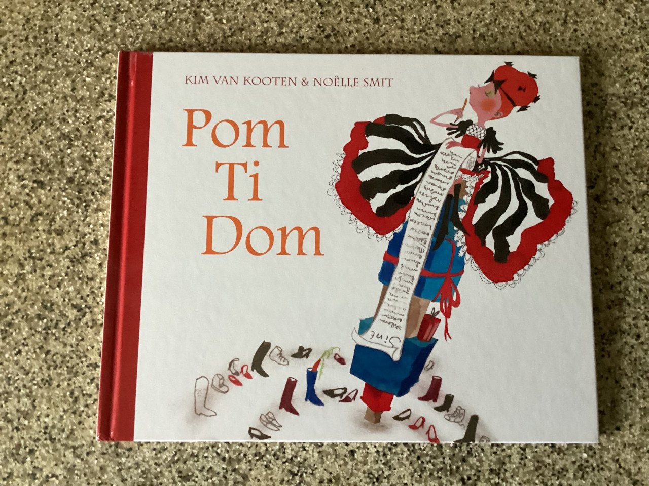 Een stapeltje verschillende kinderboeken.   19 stuks.