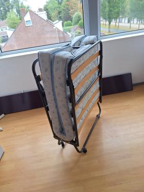 Te koop opklap bed
