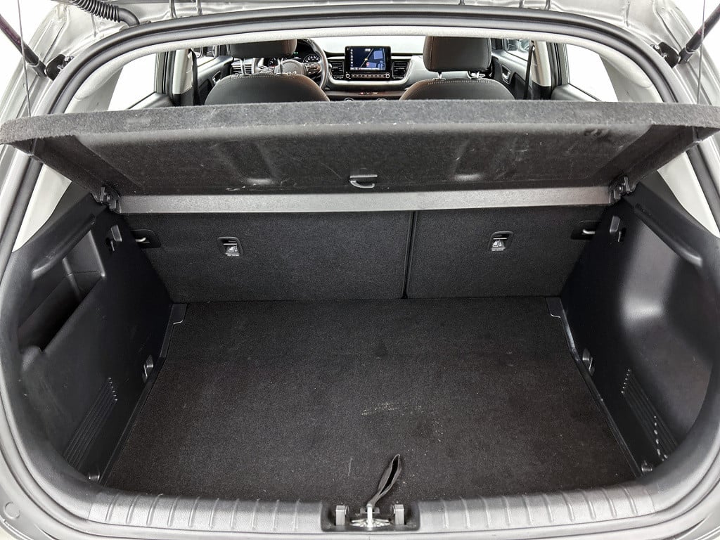 Kia Stonic 1.0 t-gdi mhev dynamicline | navigatie | trekhaak | climate cont