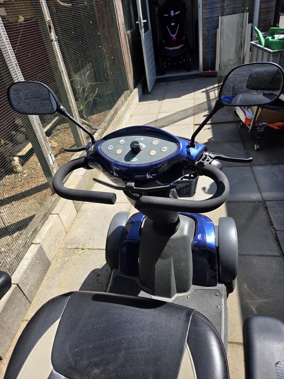 Scootmobiel Exel Galaxy 2 blauw .4wielen