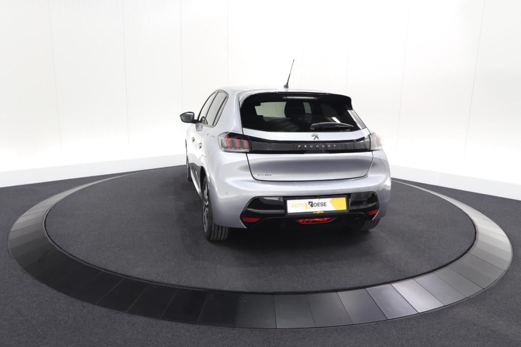 Peugeot 208 puretech 100 eat8 allure pack | camera | navigatie | apple carp