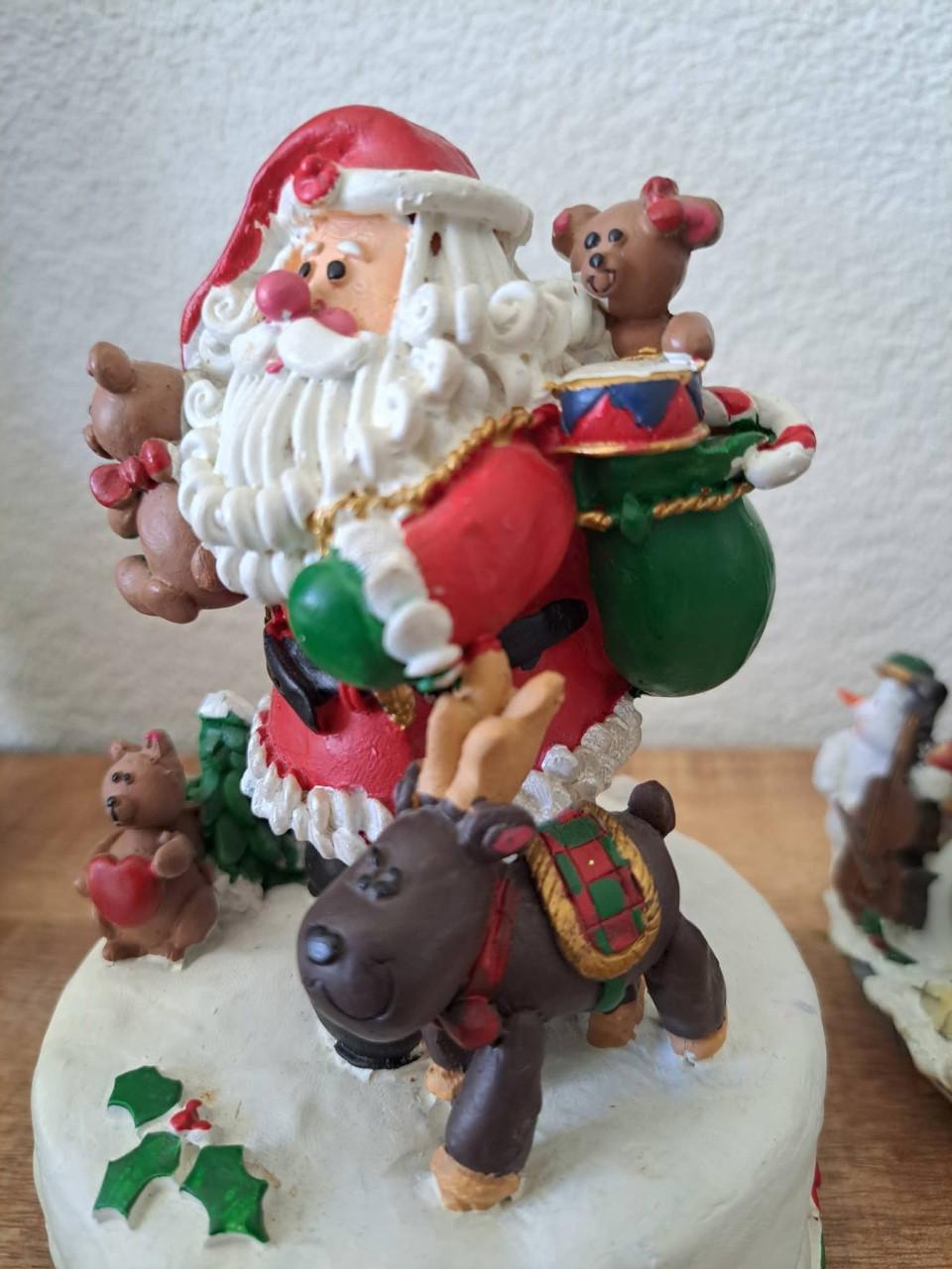 🎄  2 kerst muziekdoosjes