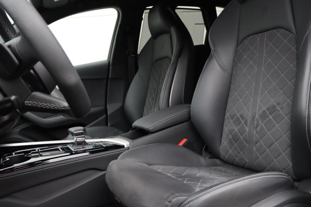 Audi A4 avant 35 tfsi s edition competition 150pk s-tronic