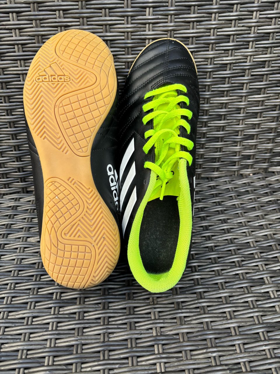 Adidas sportschoenen maat 42.5